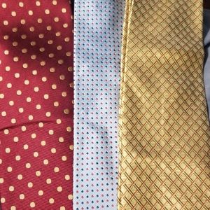Set of three neckties